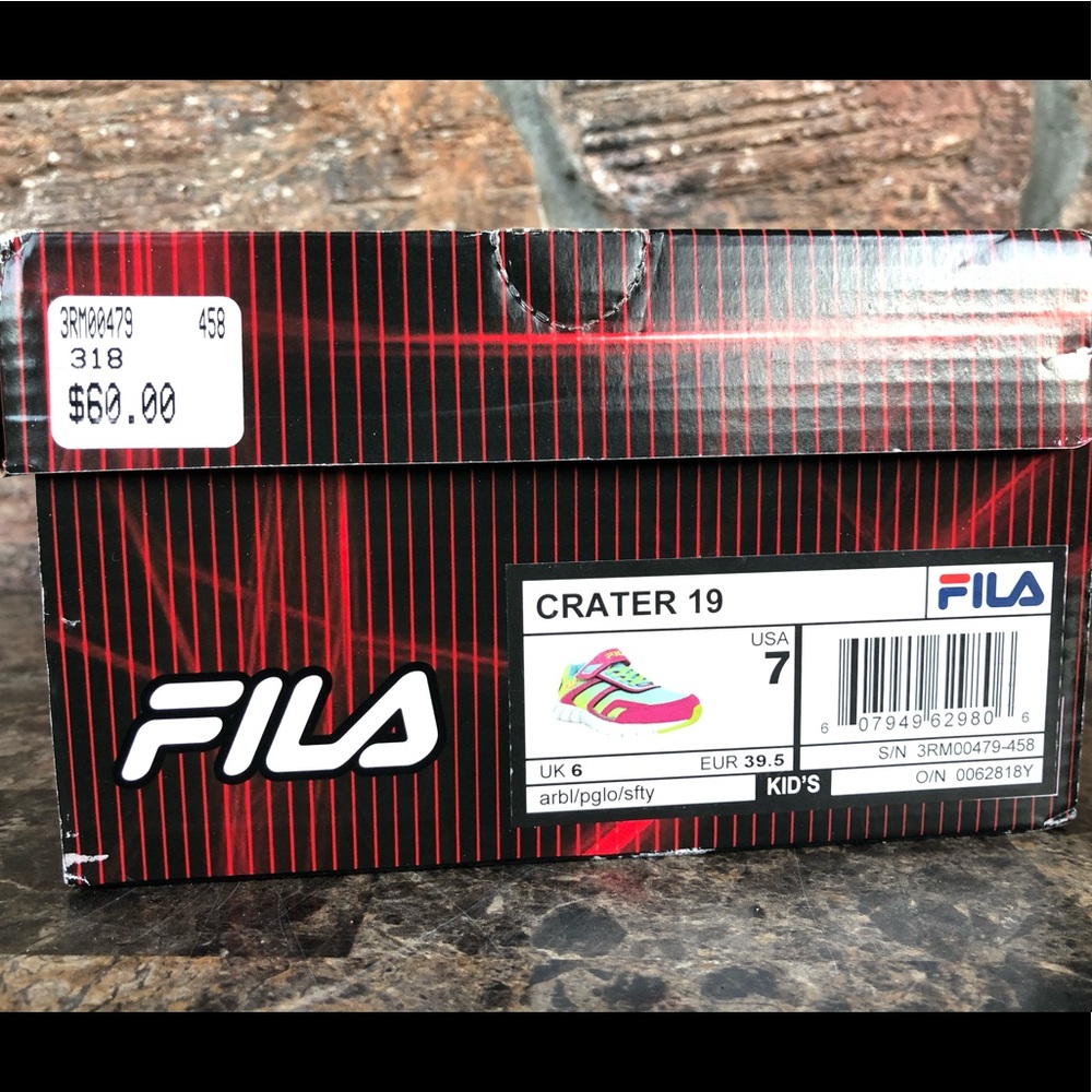 << SALE >> NEW WOMEN Fila Stay-Put Running Sneaker - Picture 12 of 12